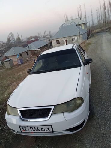 Daewoo Nexia: 2012 г., 1.5 л, Механика, Бензин, Седан