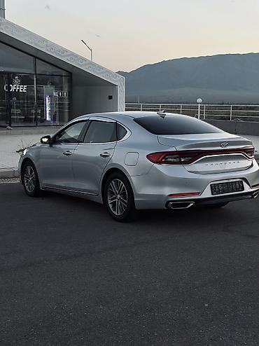 cd 70: Hyundai Grandeur: 2017 г., 3 л, Автомат, Газ, Седан — 5