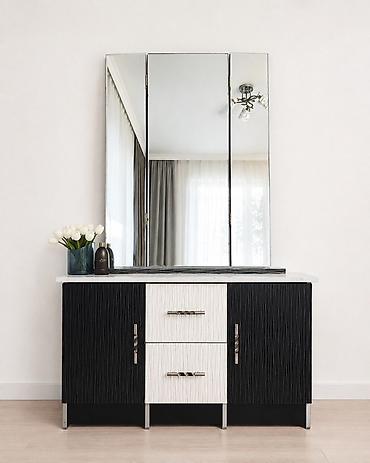 berber mirror second hand: Комод с трюмо (трёхстворчатое зеркало) в современном стиле. - — 1
