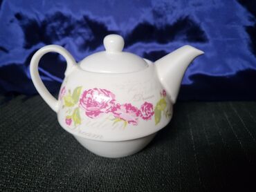 Čajnici: Bokalcic nov porcelanski. Bokal,sve na njemu odsjaj od svetla na lalafo.rs — 3 Čajnici: Bokalcic nov porcelanski. Bokal,sve na njemu odsjaj od svetla — 3