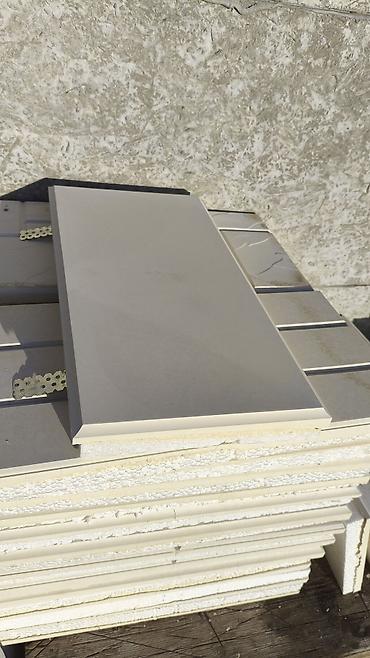 Фасадные сэндвич панели: Декоративные 3D‑панели/плитка для отделки стен Описание: - Белые — 8