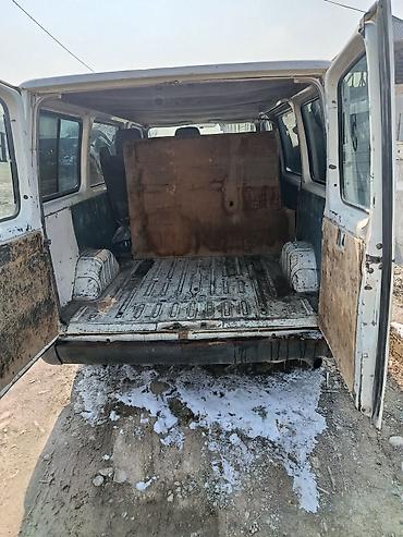 Ford: Ford Transit: 1998 г., 2.5 л, Фургон — 12