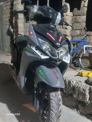 elektrikli scooter motor: - YAMAHA, 100 sm3, 2021 il, 20 km