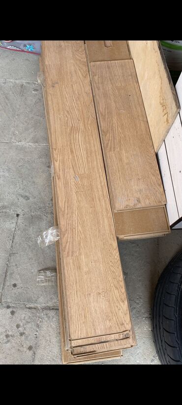 sumqayit 12 mkr ev satilir: Laminat, Sinif - 33, 12 mm