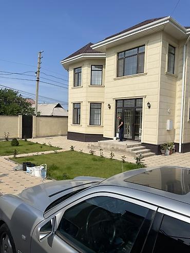 Продажа коттеджей и домов: Продается срочно Просторный двухэтажный дом в ( Ак Орго ) современным — 1