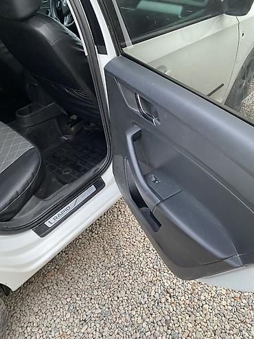 Skoda: Skoda Rapid: 2016 г., 1.6 л, Автомат, Бензин, Седан — 8