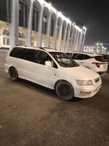 Mitsubishi: Mitsubishi Chariot: 1998 г., 2.4 л, Автомат, Бензин, Минивэн
