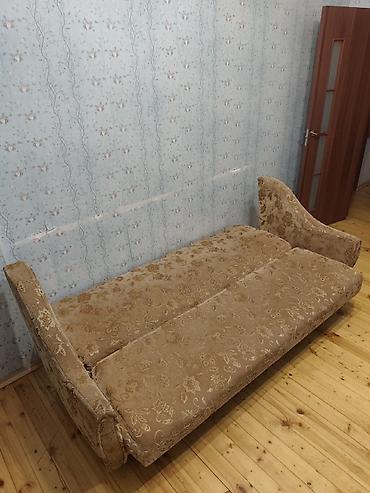 balis: Klassik üslubda, çiçək naxışlı parça ilə işlənmiş qəhvəyi rəngli — 2