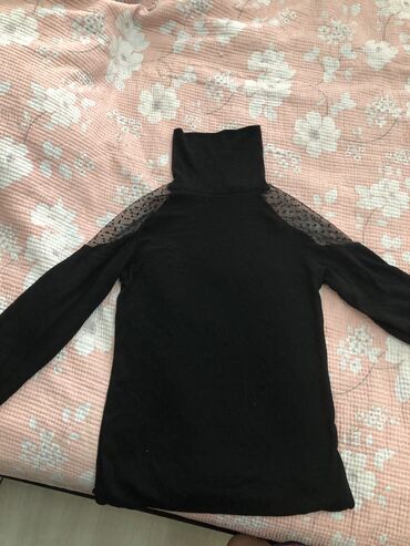 assassin s cred 3 в Кыргызстан | Платья: Женский свитер S, цвет - Черный