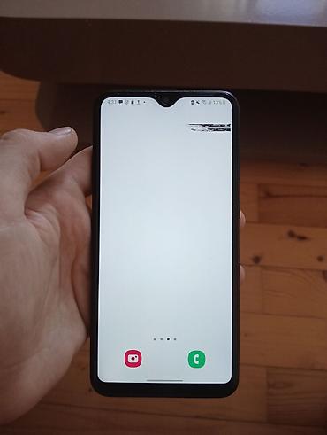Samsung Galaxy A10, 32 GB, rəng - Qara, İki sim kartlı lalafo.az -da Samsung Galaxy A10, 32 GB, rəng - Qara, İki sim kartlı