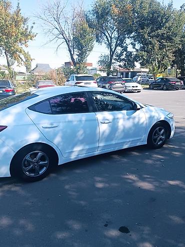 ej de: Hyundai Avante: 2018 г., 1.6 л, Автомат, Газ, Седан — 5