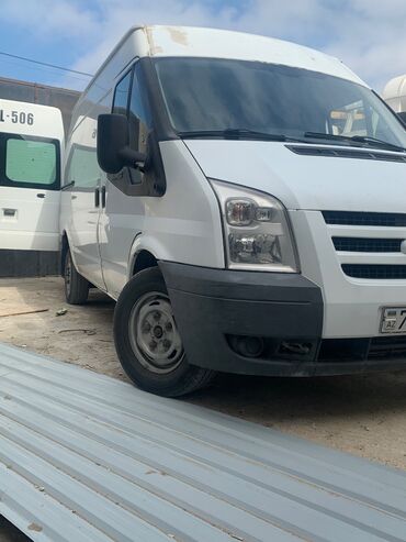 Ford: Ford Transit: 2.2 l | 2011 il Universal — 2