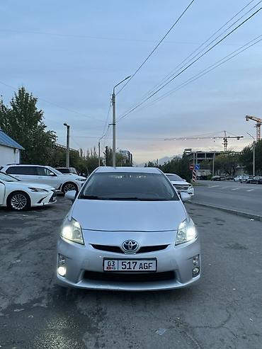 kia rio 2: Toyota Prius: 2010 г., 1.8 л, Вариатор, Гибрид, Лифтбек — 1