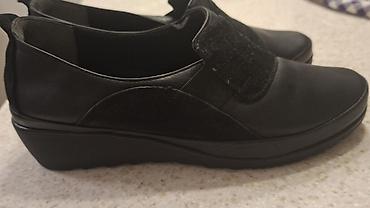 lofe: Qadın ayaqqabısı – qara rəng, slip-on model - Üst material: dəri və — 2