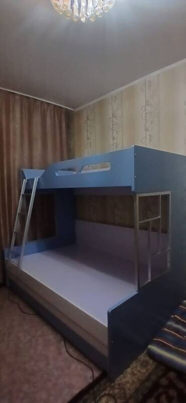 детский кровать двух ярусная: Двухъярусная кровать с лестницей и ящиками Б/У - Материал: ЛДСП