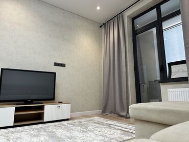 двухэтажные дома: 1 комната, 47 м², Элитка, 8 этаж, Дизайнерский ремонт
