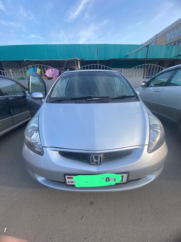 Honda: Honda Fit: 2005 г., 1.3 л, Вариатор, Газ, Хэтчбэк