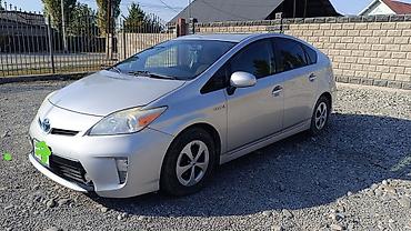 geely 2018: Toyota Prius: 2015 г., 1.8 л, Автомат, Гибрид, Хэтчбэк — 3