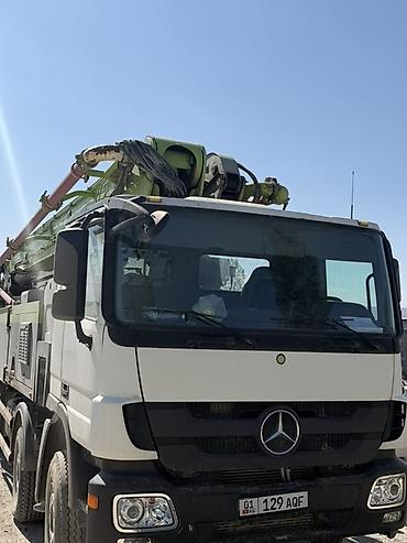 Курулуш жабдуулары: Бетон насосу, Mercedes-Benz, 2014 г., 40-60 м — 2