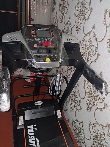 idman trenajoru: VolxGym qaçış trenajoru - Güclü konsol paneli: LED displey sürət — 1