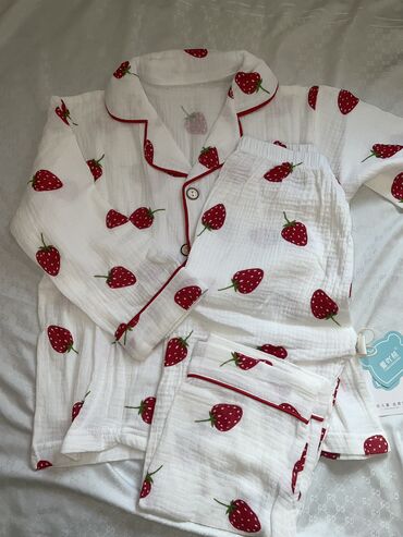 вещи каракол: Детская пижама 
Ткань:муслин 
Размер:120