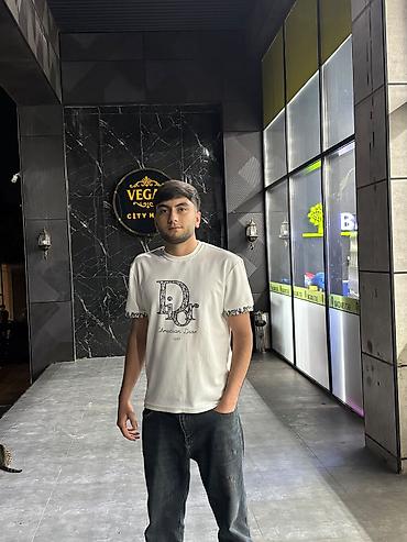 kassir restoran: Tələbə üçün yarımştat iş axtarışı 051-615-95-61 - Yaş: 17 (valideyn — 1