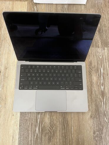 apple vision pro цена бишкек: Ноутбук, Apple, 16 ГБ ОЭТ, Apple M1 Pro, 14 ", Жумуш, окуу үчүн, эс тутум SSD