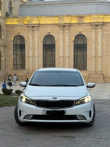 Kia: Kia K3: 1.6 l | 2017 il Sedan — 1