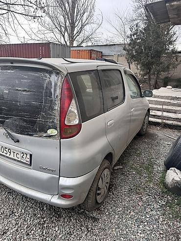 Другие детали кузова: Разбор Toyota Funcargo — в наличии все запчасти. - Кузов: элементы — 7