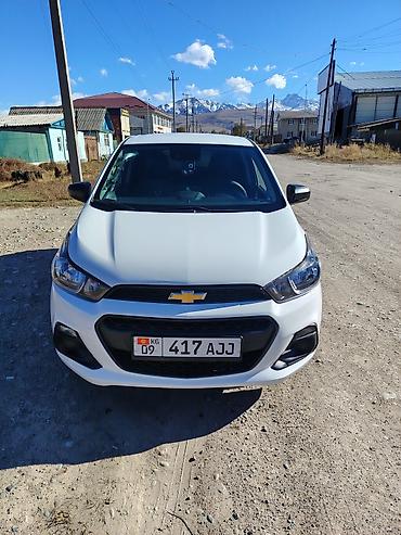 спарк в аренду: Chevrolet Spark: 2017 г., 1 л, Автомат, Бензин, Хэтчбэк — 1