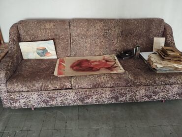 советский мебель: Диван раскладной. подушки съёмные, силиконовые. самовывоз с 5го этажа