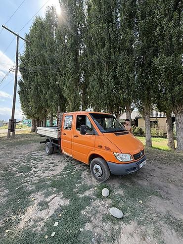 спринтер мотор: Mercedes-Benz Sprinter грузовой бортовой, оранжевый. Состояние — 4