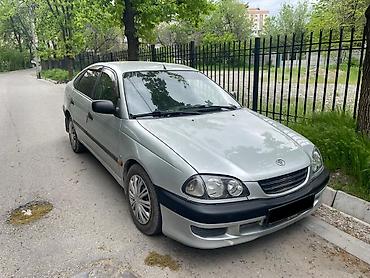 кубат: Toyota Avensis: 2000 г., 1.8 л, Механика, Бензин, Хэтчбэк — 1