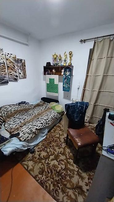 Продажа коттеджей и домов: 📌адрес: срочно продается дом в районе красного строителья (район — 6