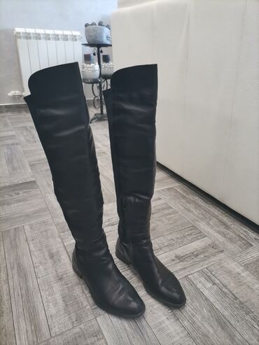 vodootporne čizme: High boots, 39