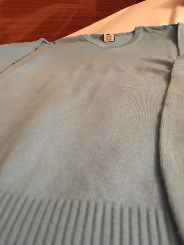 Duksevi: Svetlo plavi Polo džemper, na nekim slikama nije dobro ispala boja — 11