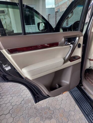 Lexus: Lexus GX: 2011 г., 4.6 л, Автомат, Бензин, Внедорожник — 5