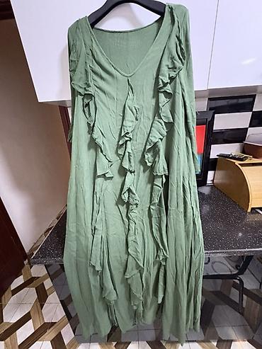 Şəxsi əşyalar: Zeytun-yaşıl rəngdə uzun qadın paltarı - Model: A-kəsimli, boş — 1