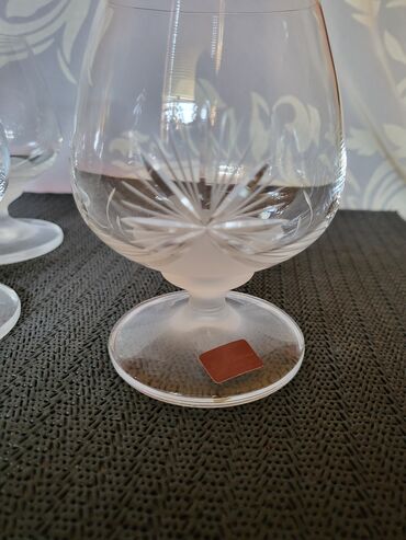 Čaše: Case bohemija 1950g+ kristal,rucna gravura,matirani deo za vino. Case — 14