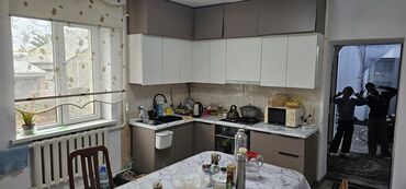 Продажа домов: Дом, 200 м², 5 комнат, Собственник, Косметический ремонт — 12