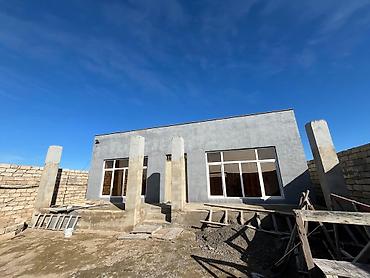 Həyət evləri və villaların satışı: Ev mərdəkandadı obşi həyət 4sot yarımdı .3 otağ 1zal mətbəx — 3