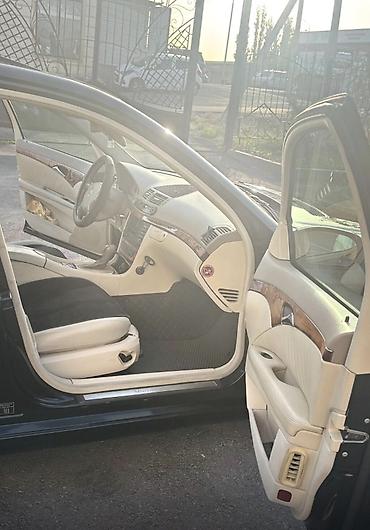 овал: Mercedes-Benz E-Class: 2002 г., 3.2 л, Типтроник, Газ, Седан — 6