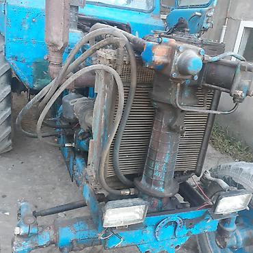 Traktorlar: MTZ tipli mavi traktor - Güclü dizel mühərrik, arxa ötürücülü - — 9