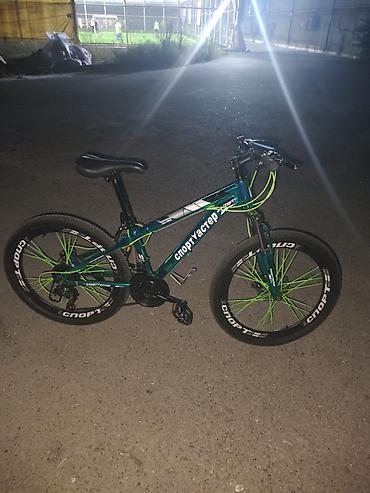 velosepet: Velosiped – “СпортМастер” DA-420 (şəhər/dağ tipli) Xüsusiyyətlər: - — 4