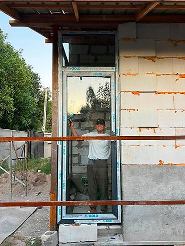 a frame: Алюминиевые/ПВХ светопрозрачные конструкции для частных домов и террас — 2