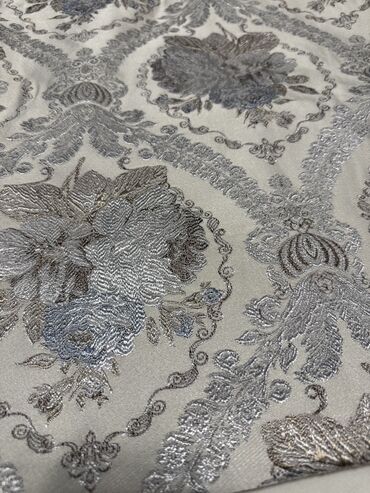 Balış üzləri: Rəng - Qəhvəyi Vilyur Balış üzü — 15