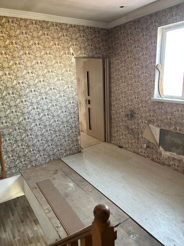 Həyət evləri və villaların satışı: Novxanı 7 otaqlı, 250 kv. m, Orta təmir — 15