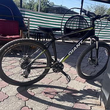 gian: Горный велосипед, Giant, Рама M (156 - 178 см), Алюминий, Б/у — 2
