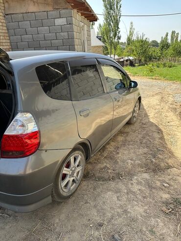 диск r16c: Honda Fit: 2003 г., 1.3 л, Автомат, Бензин, Хэтчбэк
