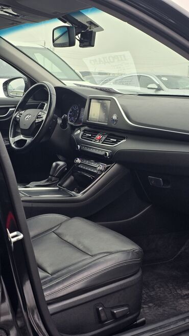 Hyundai: Hyundai Grandeur: 2019 г., 3 л, Автомат, Газ, Седан — 19